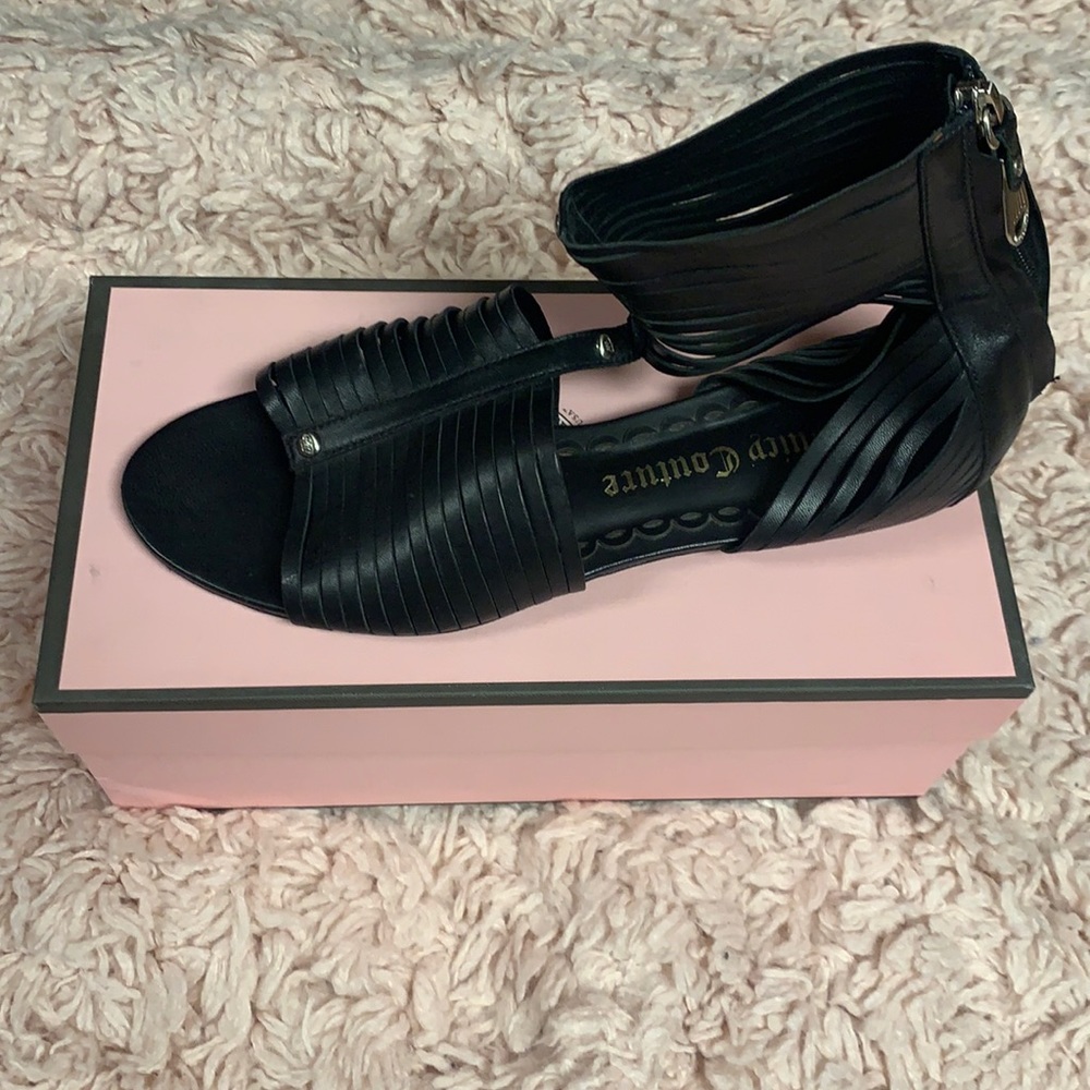 Juicy couture sandals